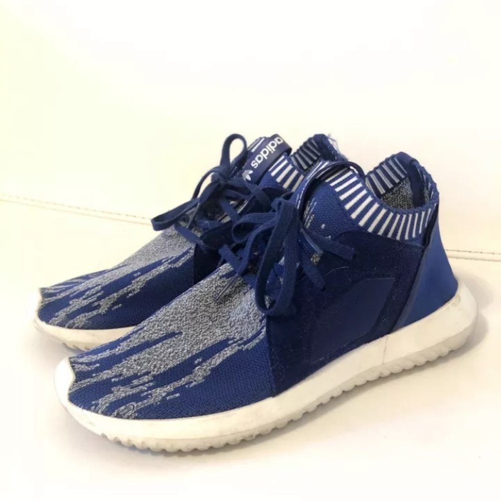 adidas women’s blue knit sneakers size 7 S79885 MK